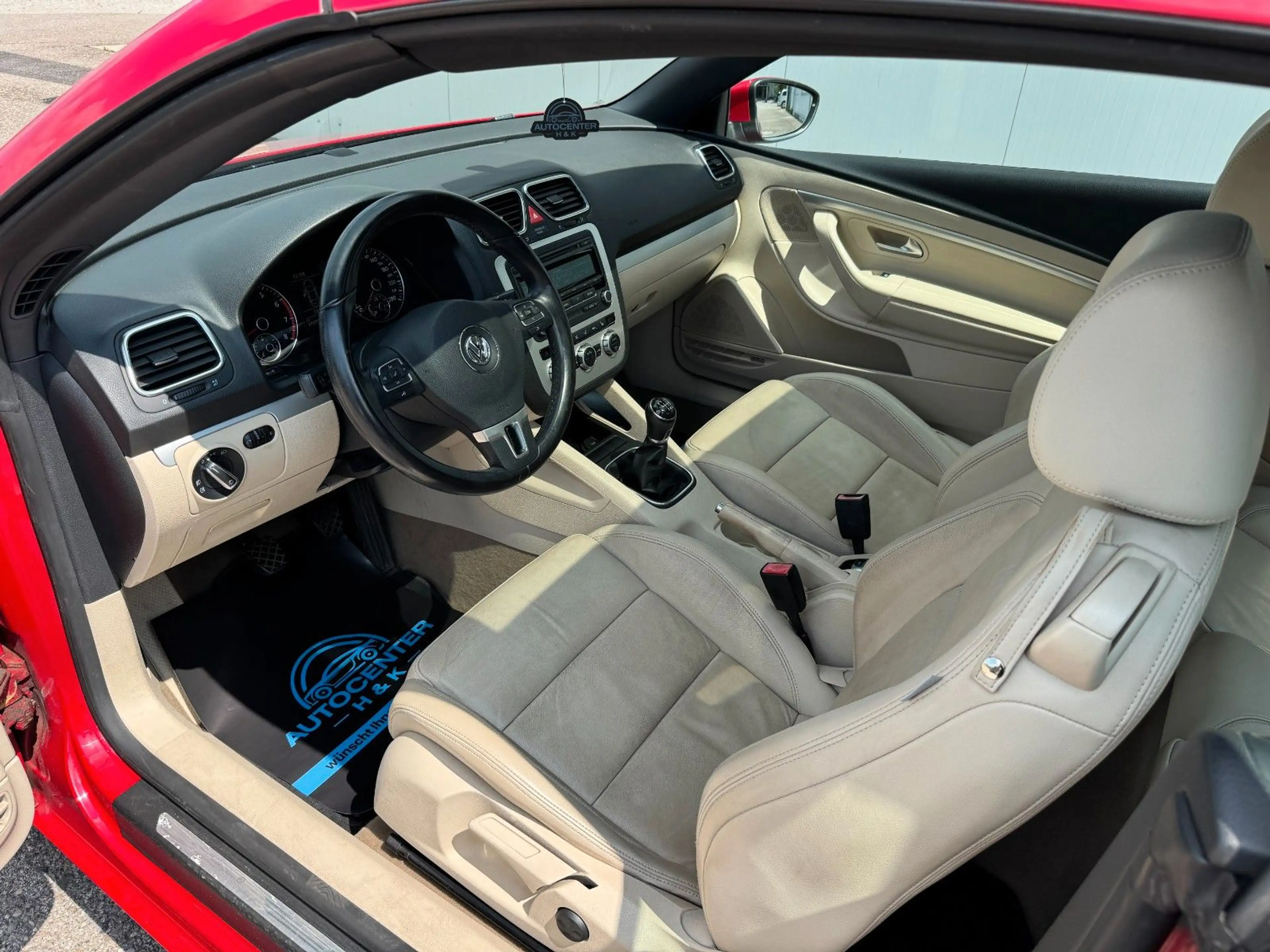 Volkswagen Eos 1.4 TSI *KLIMA*LEDER*AHK*P.SENSOR*DYNAUDIO* — photo 13