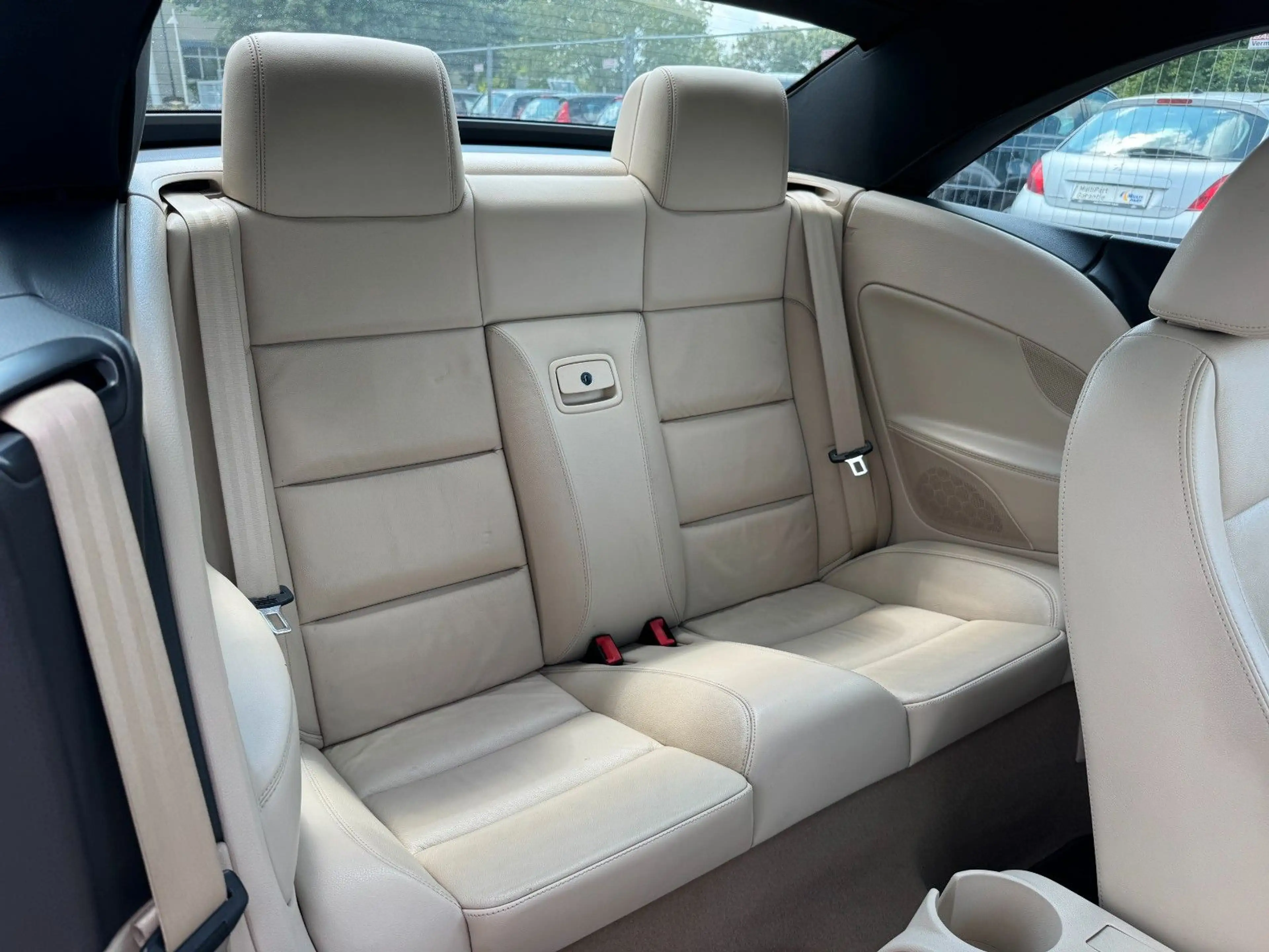 Volkswagen Eos 1.4 TSI *KLIMA*LEDER*AHK*P.SENSOR*DYNAUDIO* — photo 14