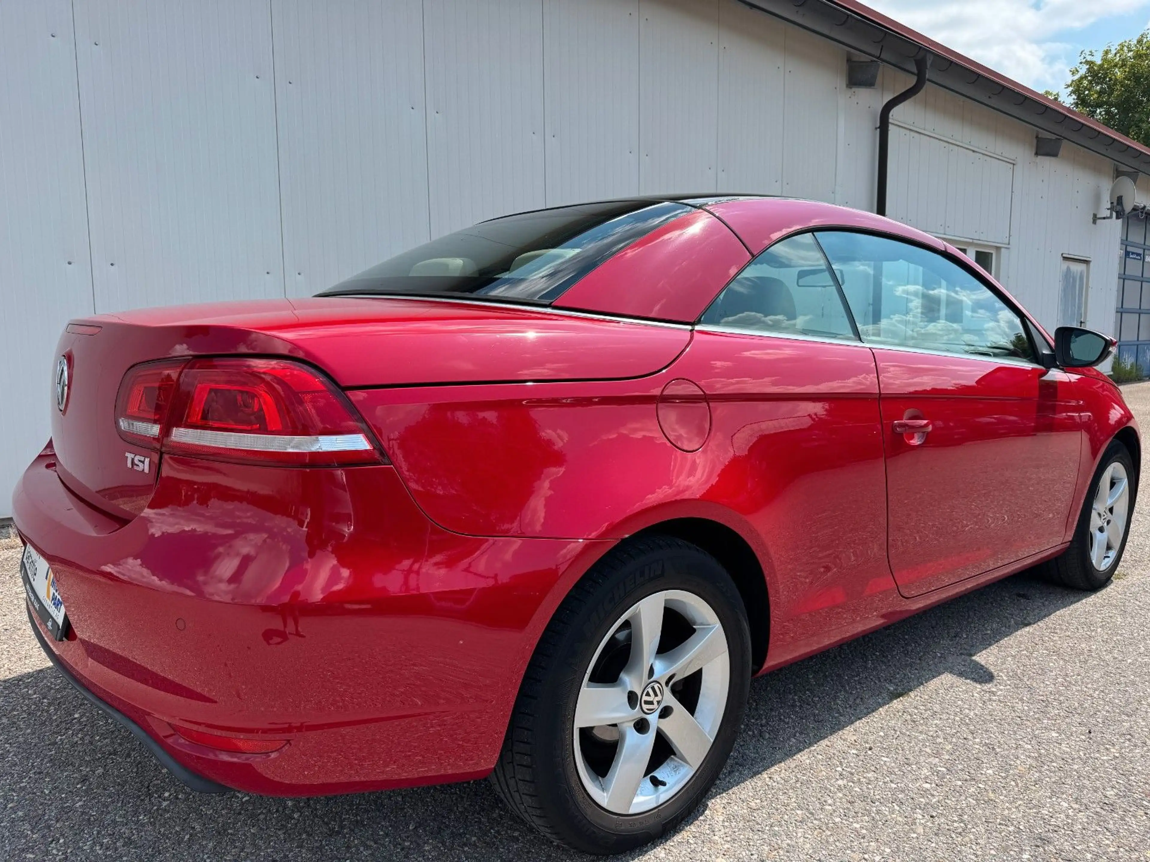 Volkswagen Eos 1.4 TSI *KLIMA*LEDER*AHK*P.SENSOR*DYNAUDIO* — photo 8