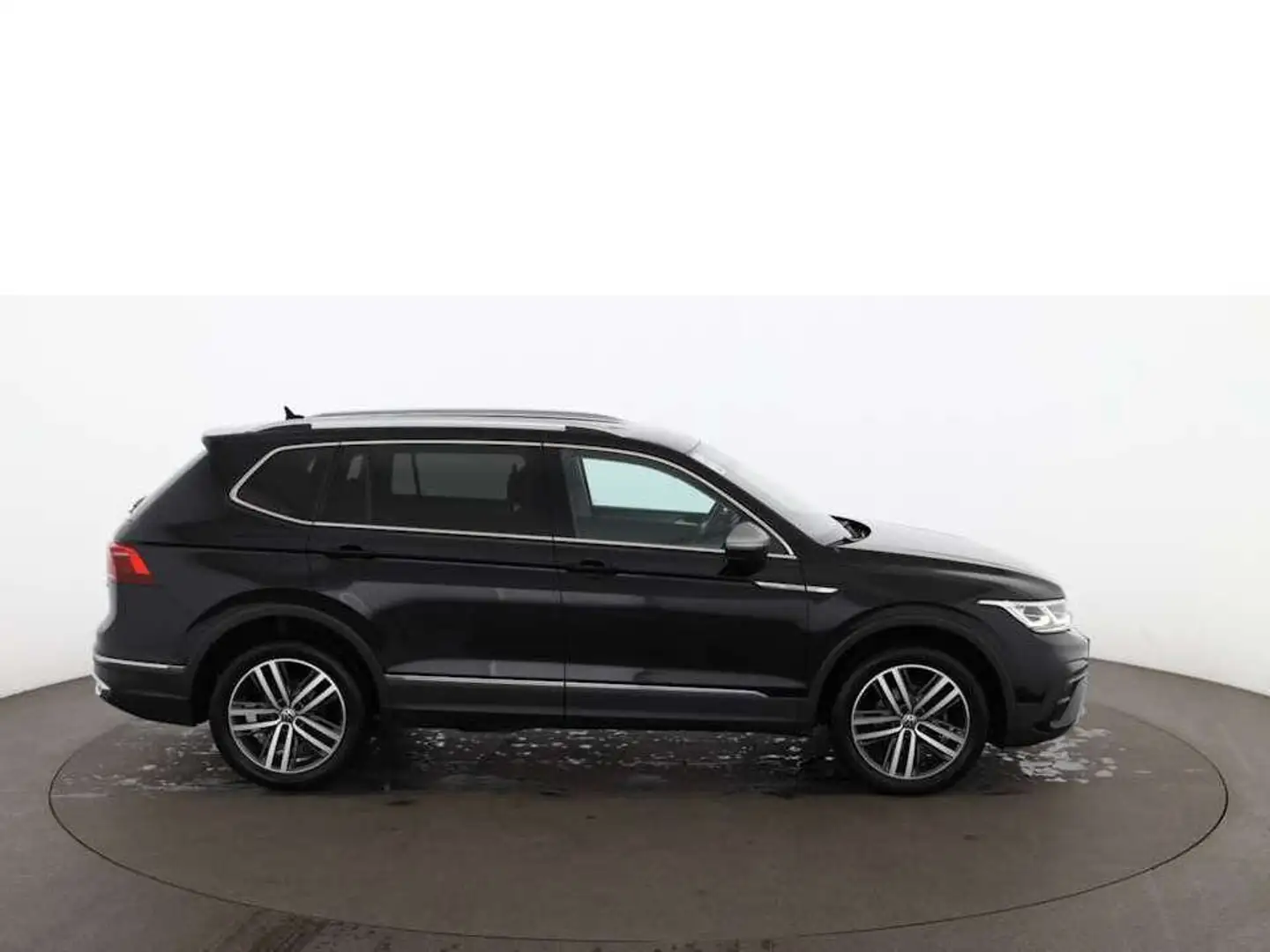 Volkswagen Tiguan Allspace 2.0 TDI 4x4 Elegance Aut MATRIX Schwarz - 2