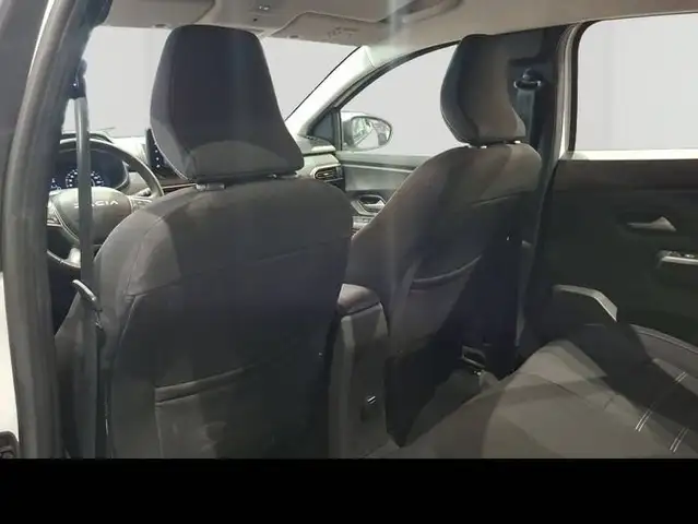 Dacia Sandero view 24