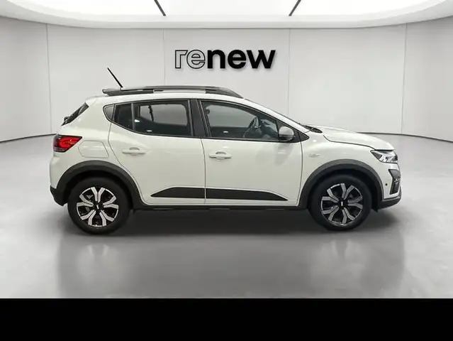 Dacia Sandero view 2