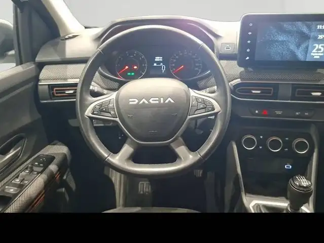 Dacia Sandero view 15