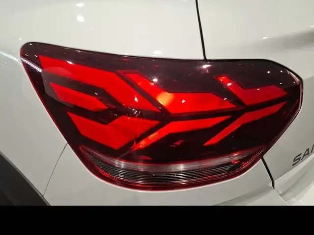 Dacia Sandero view 10