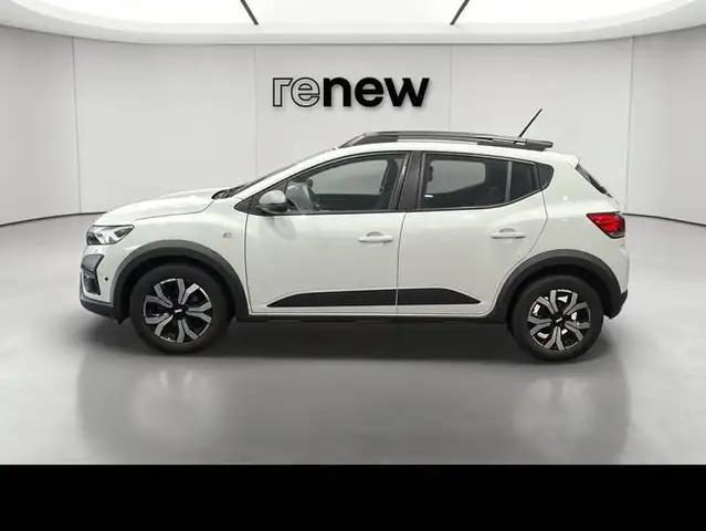 Dacia Sandero view 4