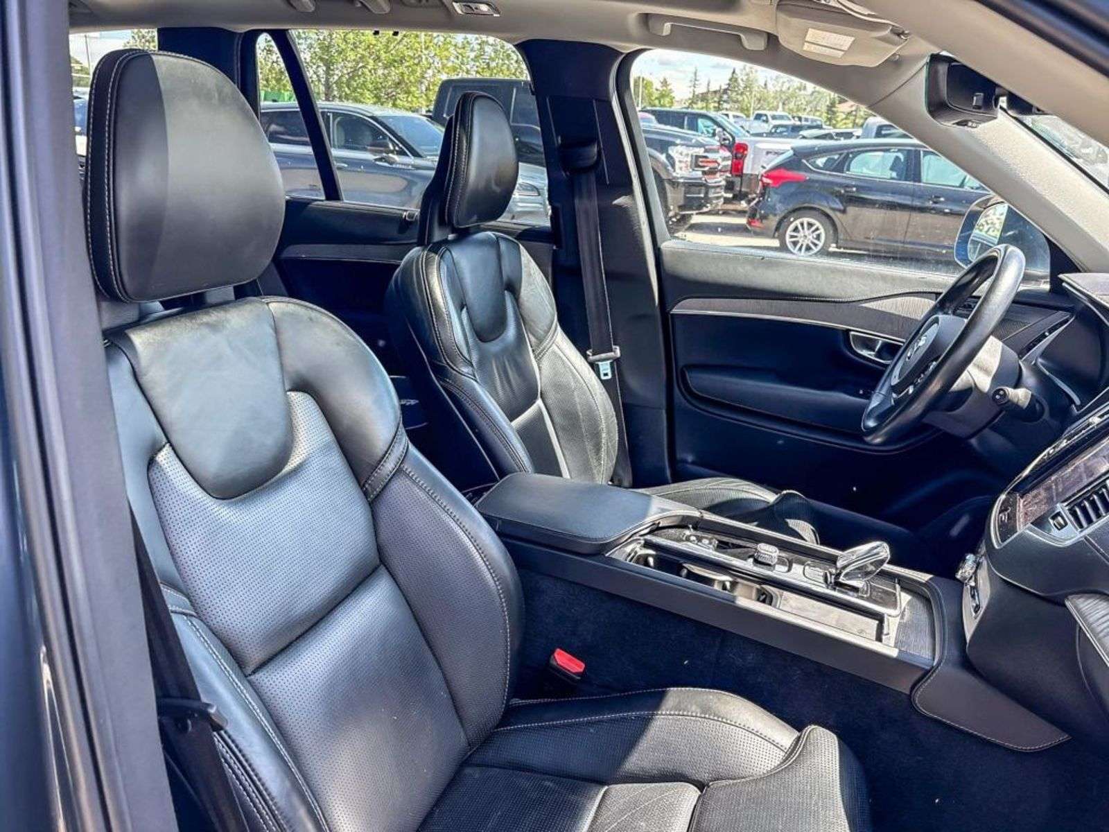 2022 Volvo XC90 INSCRIPTION - AWD, T8, LEATHER, SUNROOF, HEATED SE thumb 22