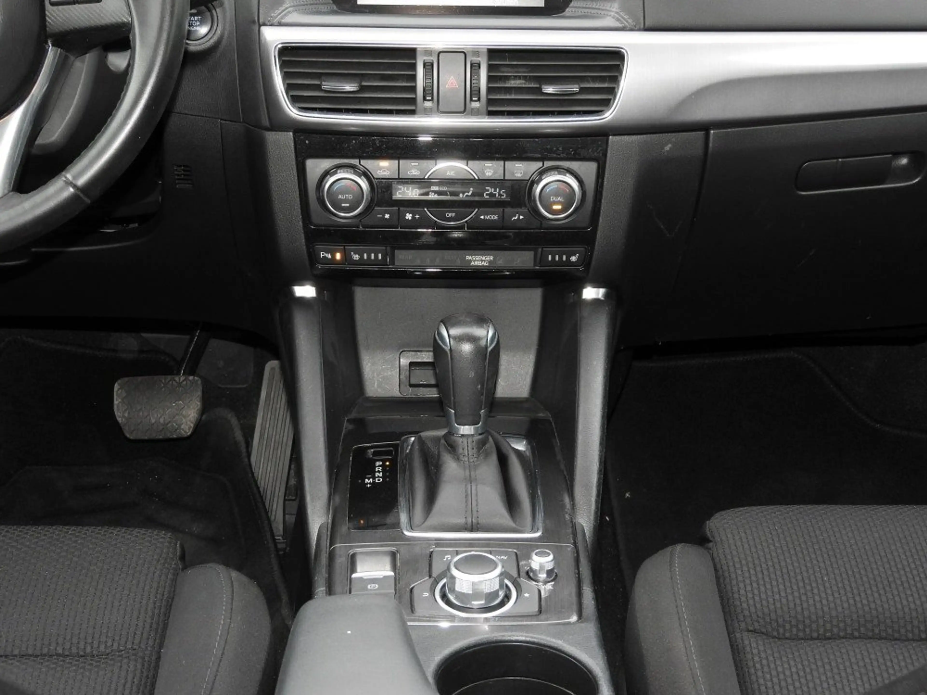 Mazda CX-5 2,2 SKYACTIV-D Takumi 4WD — photo 13