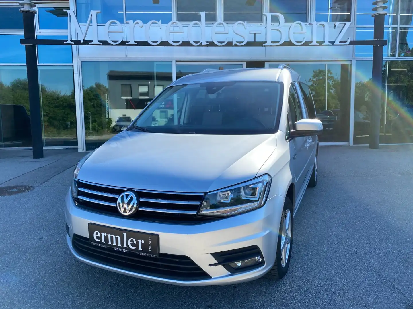 Volkswagen Caddy Maxi 1.4 TGI BlueMotionTech Maxi Comfortline Silber - 2