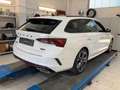 Skoda Octavia Combi RS First Edition 4x4 2.0TDI DSG Blanc - thumbnail 2