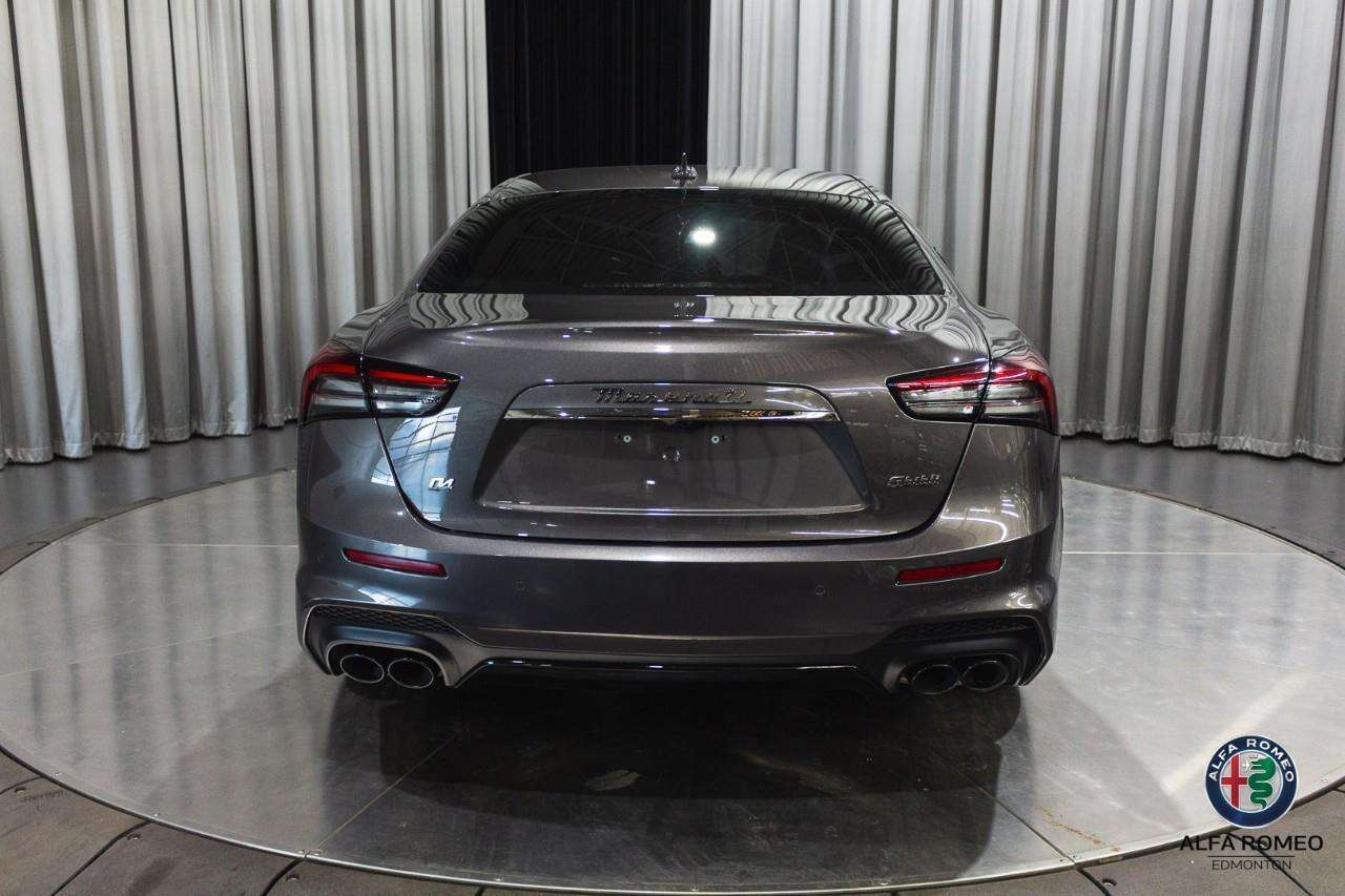 2022 Maserati Ghibli Modena Q4 — снимка 1
