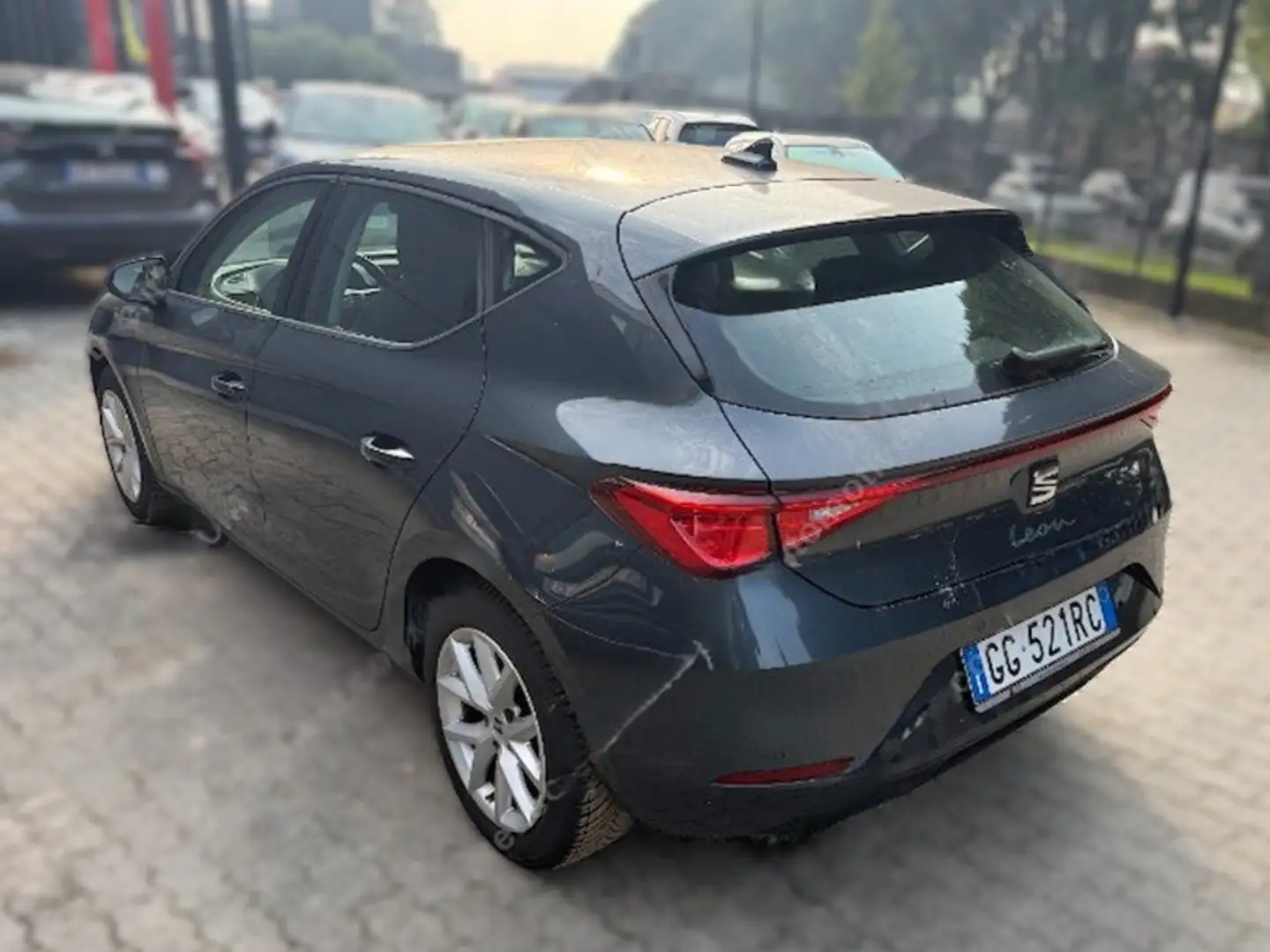 SEAT Leon 1.0 eTSI 110CV HYBRID DSG 5P - UNIPRO TAGLIANDATA Gris - 2