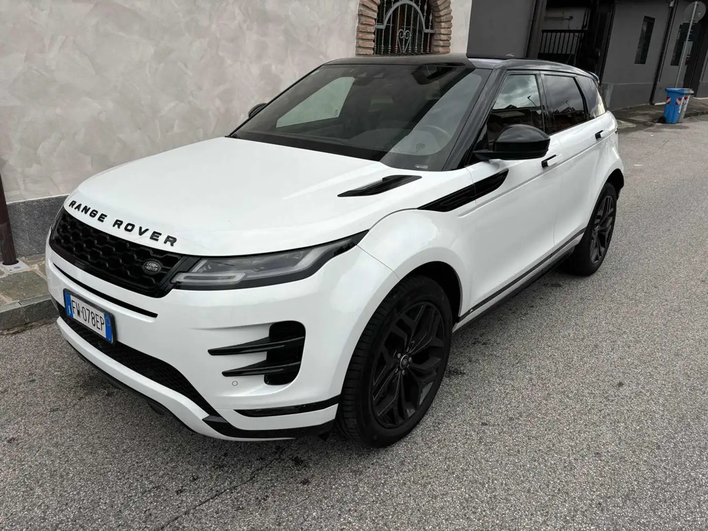 Land Rover Range Rover Evoque 2.0D I4 150CV AWD R-DYNAMIC Bianco - 1