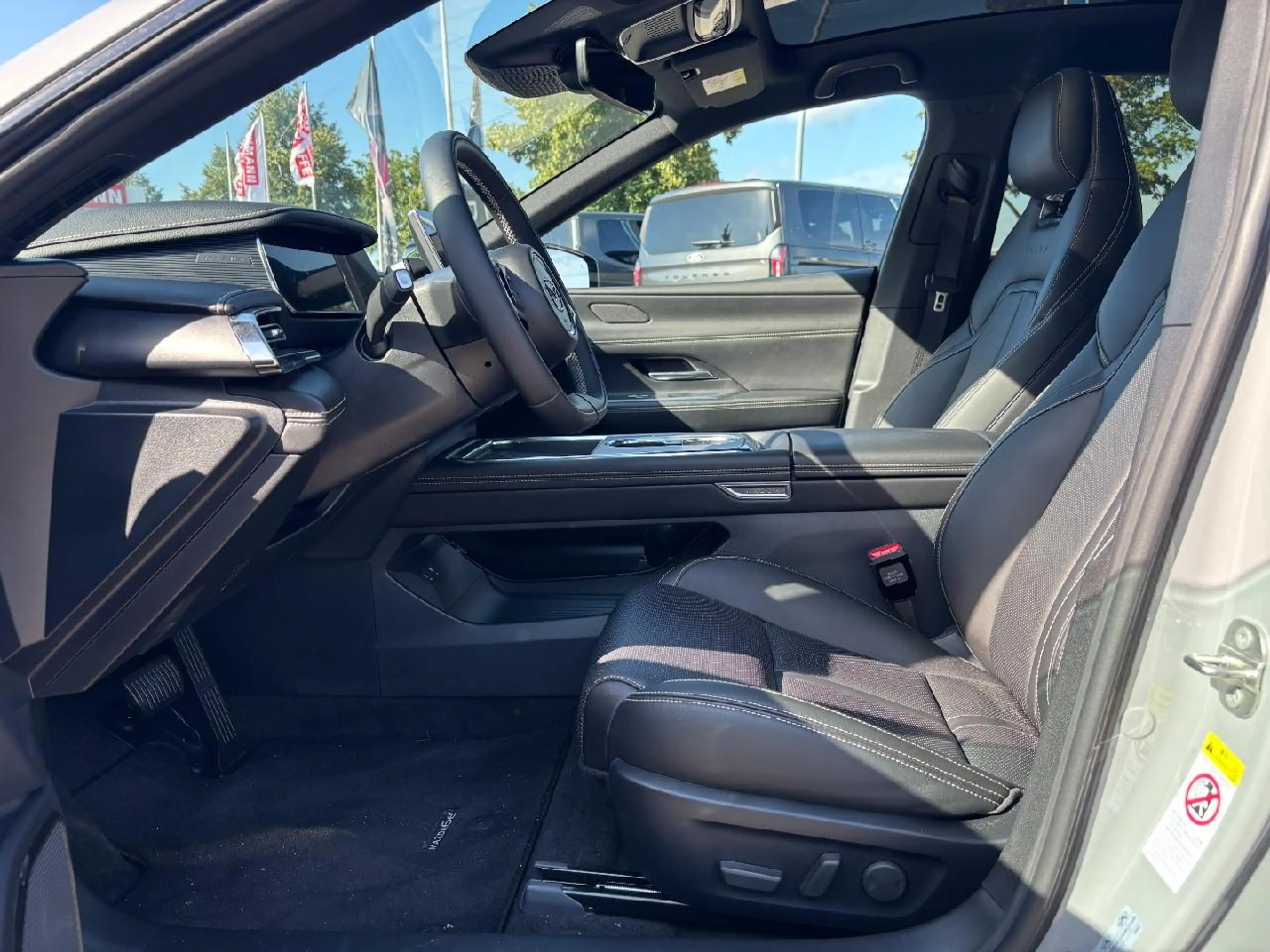 Mazda 6e 190 kW EV Takumi — photo 7