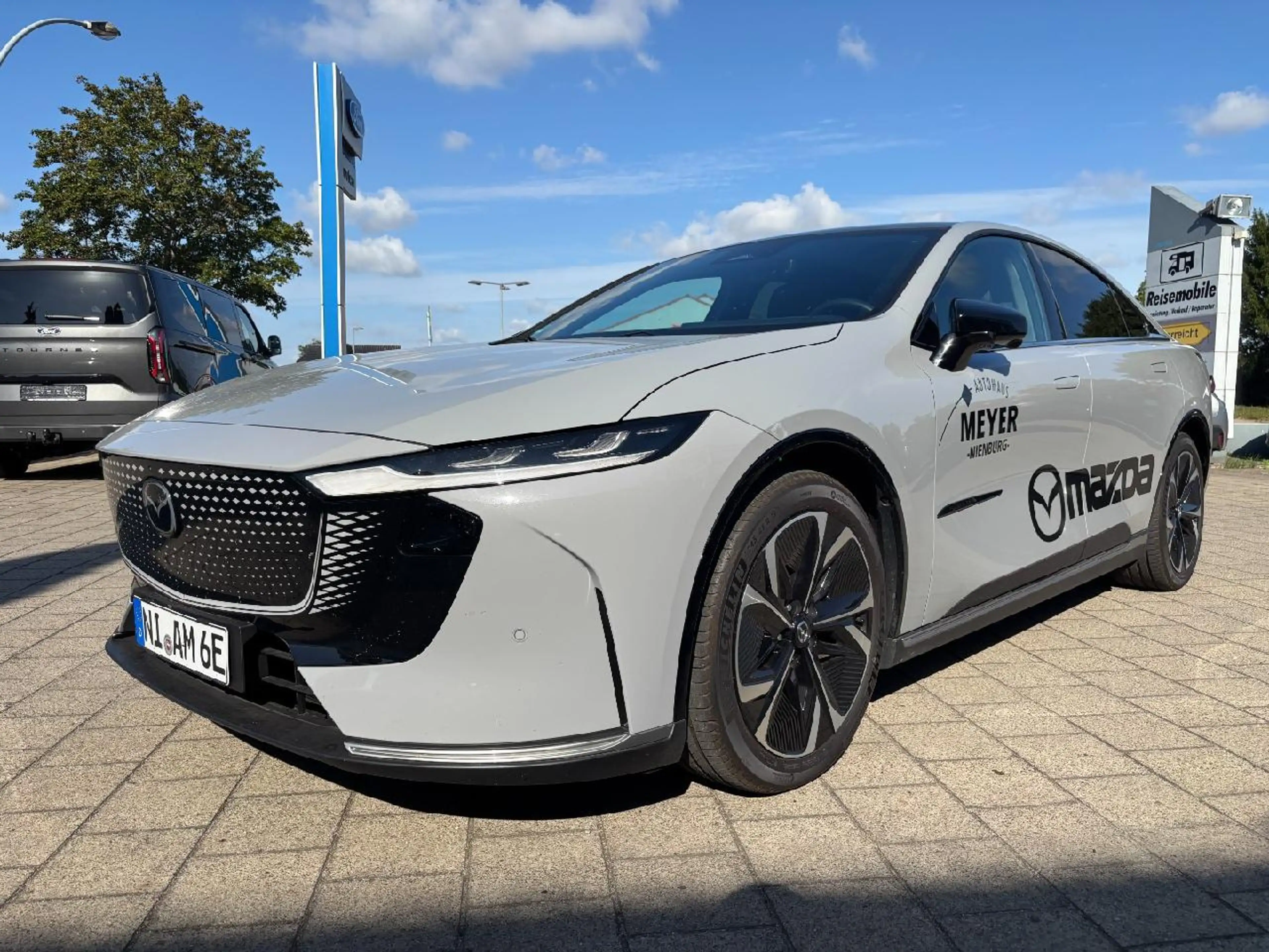 Mazda 6e 190 kW EV Takumi — photo 2