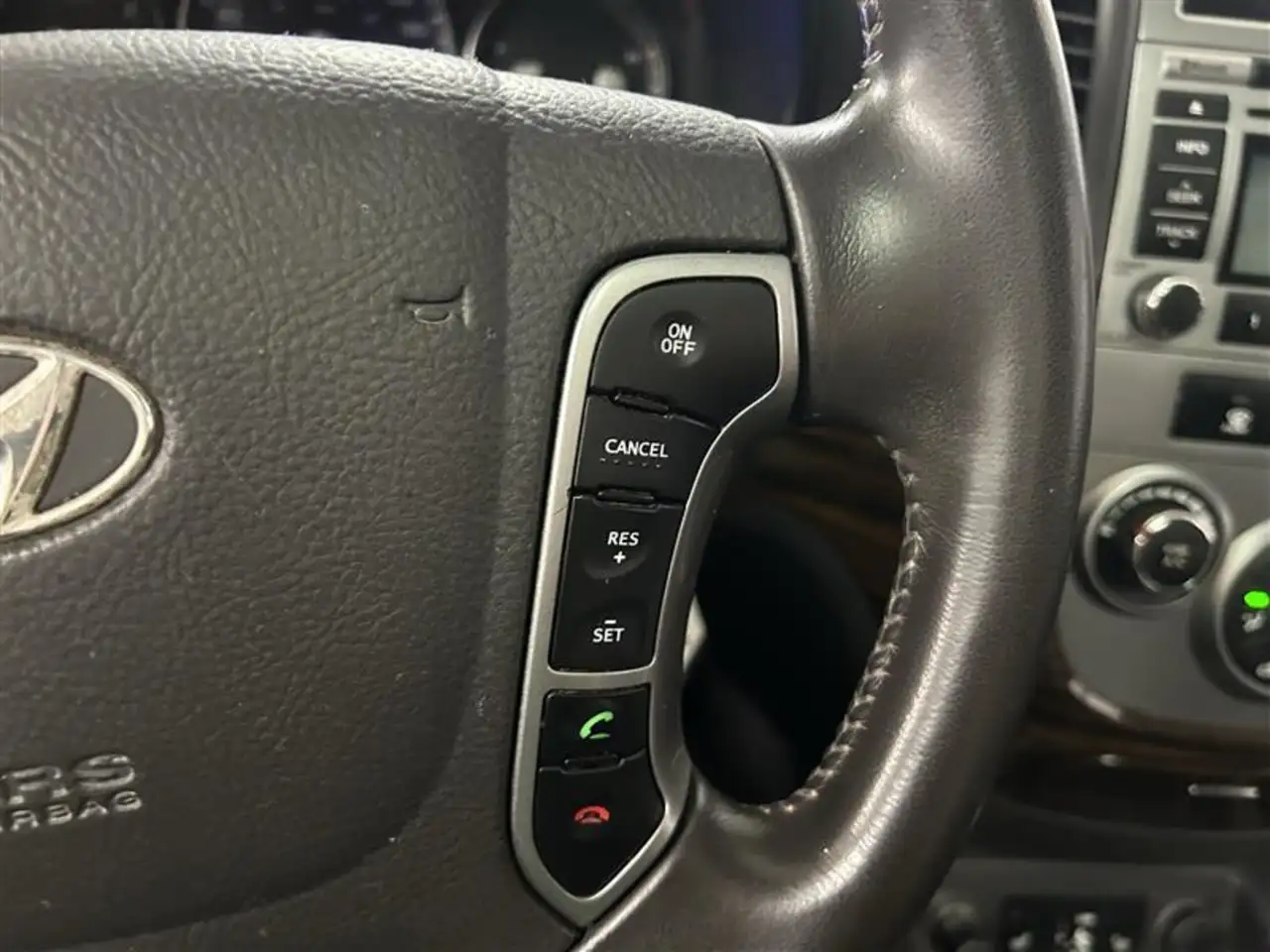 Hyundai SANTA FE снимка Hyundai SANTA FE