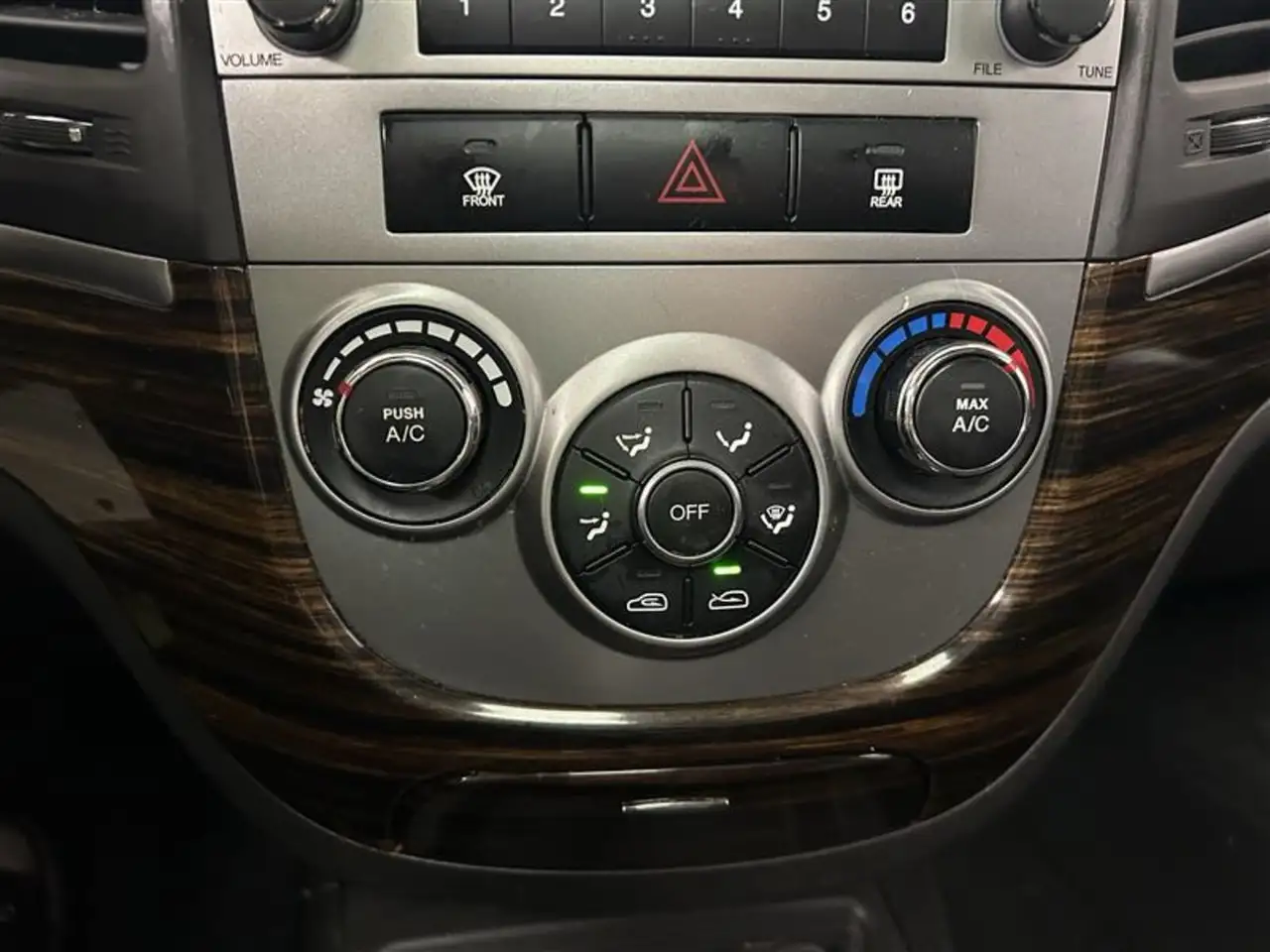 Hyundai SANTA FE снимка Hyundai SANTA FE