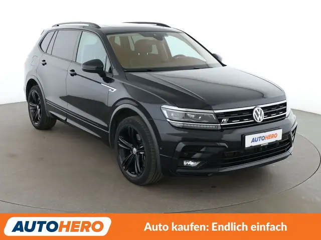 Volkswagen Tiguan Allspace view 8