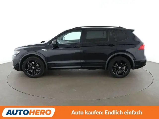 Volkswagen Tiguan Allspace view 3
