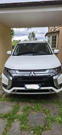 Outlander phev 2.4 Instyle Plus 4wd