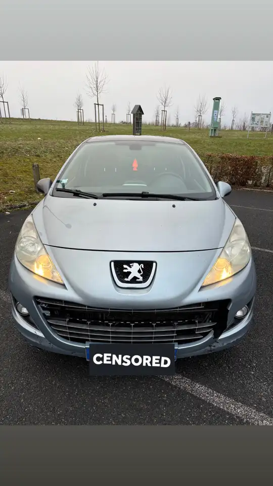 Peugeot 207 1.6 HDi 90ch FAP 99g BLUE LION Premium