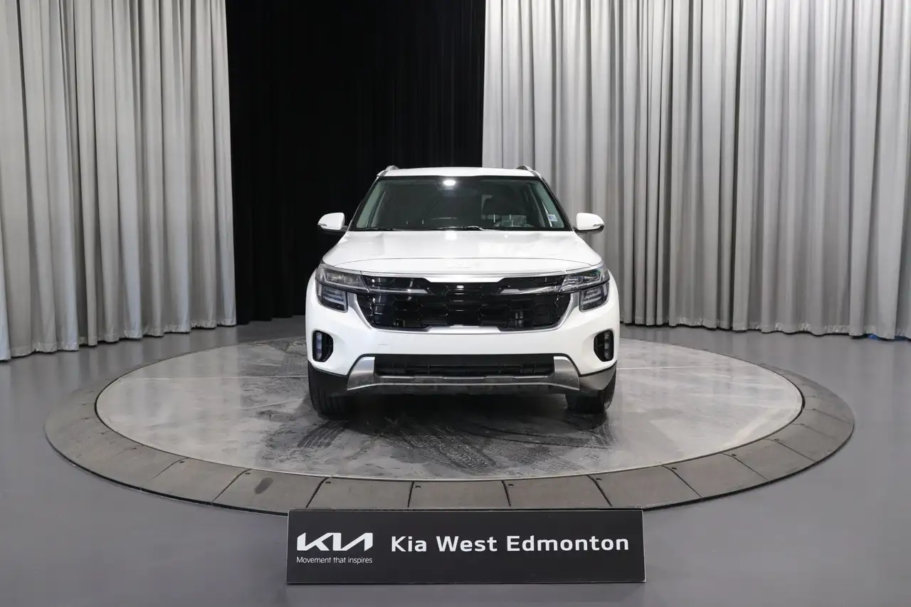 Kia Seltos снимка Kia Seltos