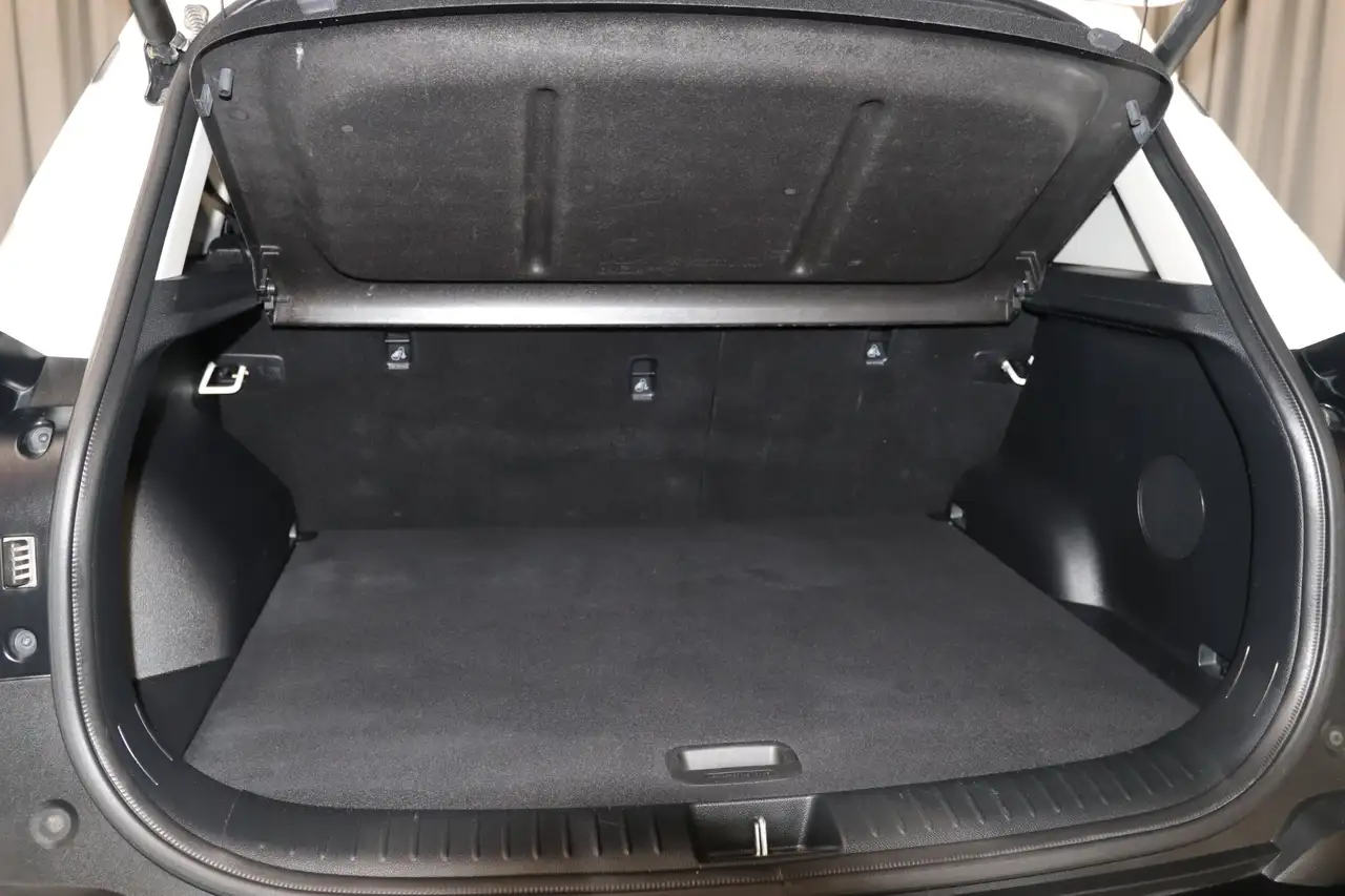 Kia Seltos снимка Kia Seltos