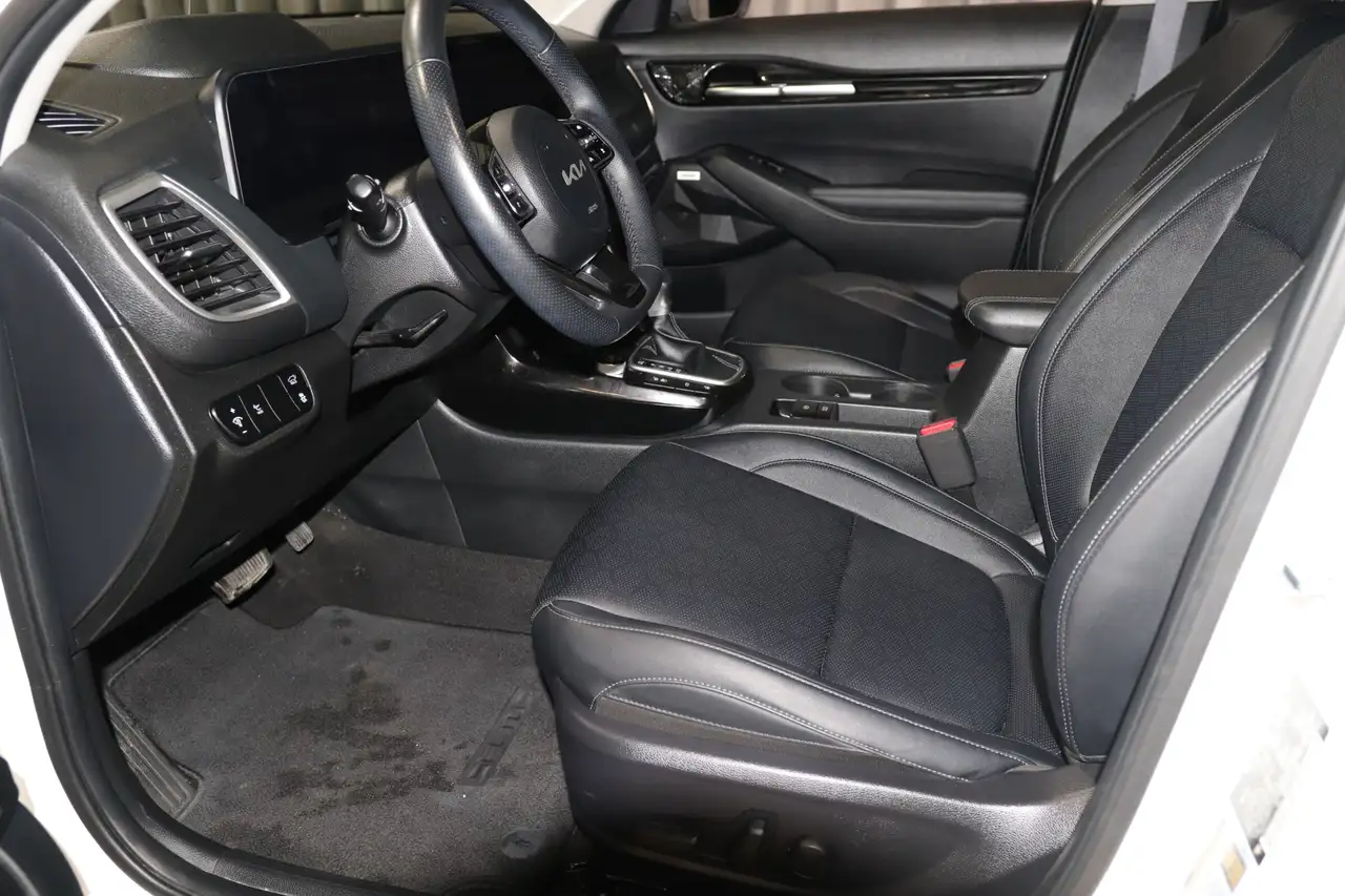 Kia Seltos снимка Kia Seltos
