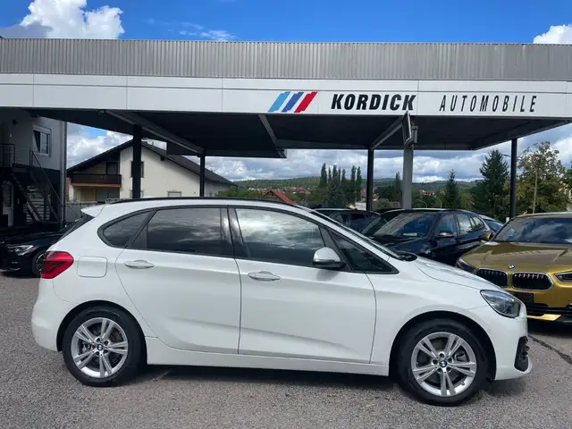 BMW 225 225xe ACTIVE TOURER "SPORT LINE"/NAVI/LED/CAM