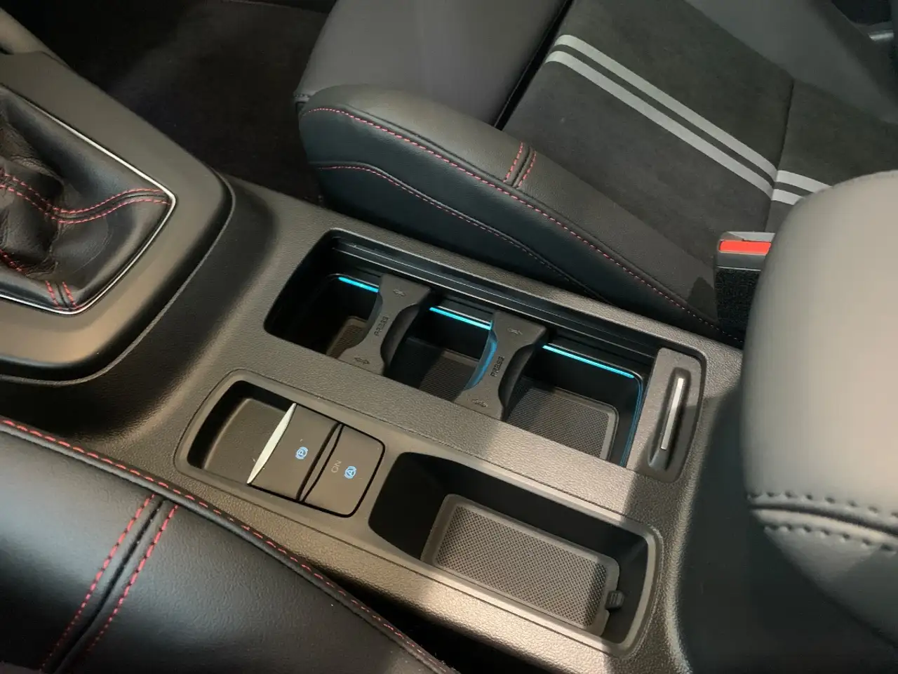 Ford Focus 2.3 EcoBoost ST X ACC+LED+Navi+Pano+SD+SHZ 15