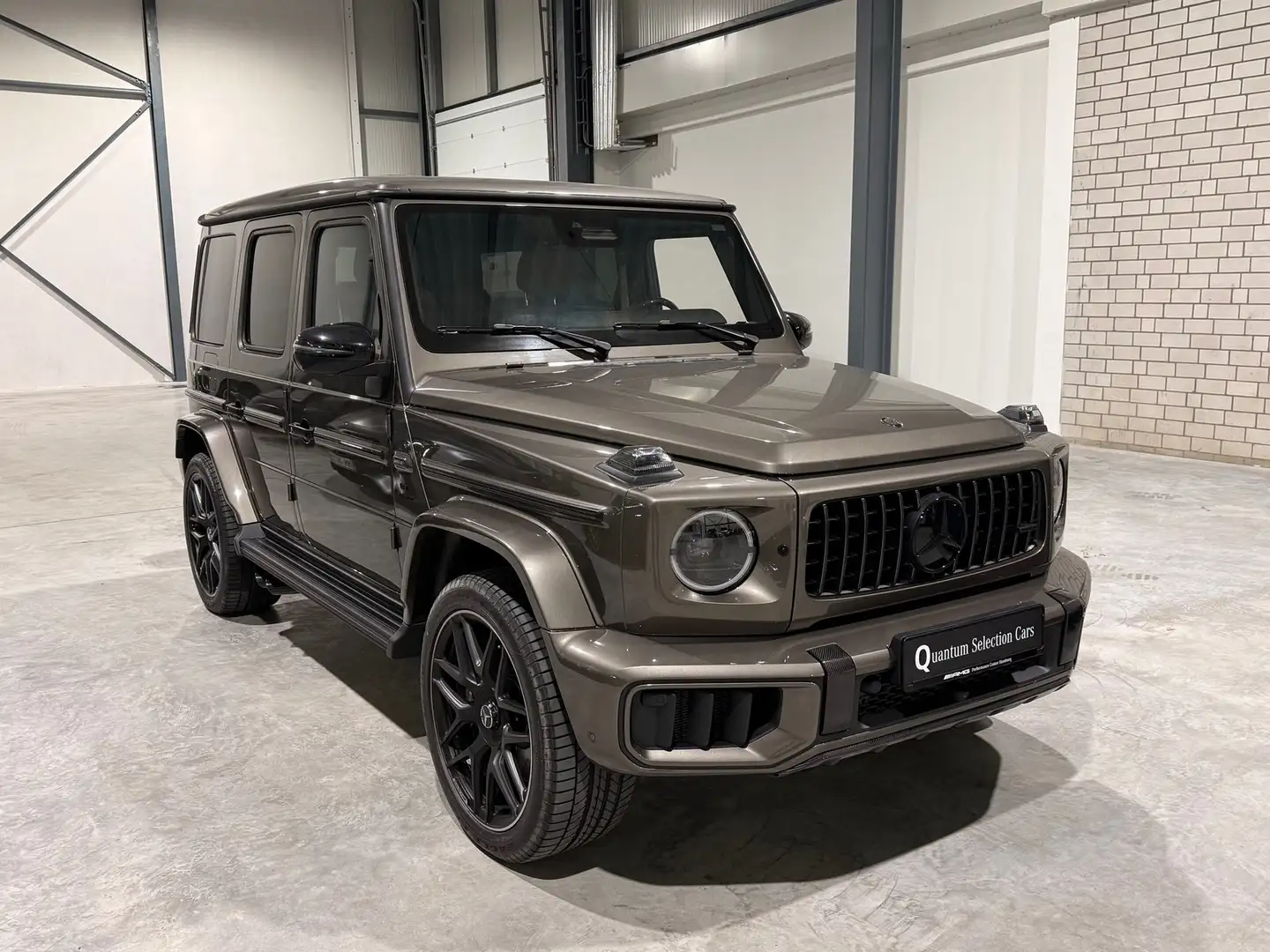 Mercedes-Benz G 63 AMG G63 *Manufaktur*Carbon INT&EXT*FULL OPTIONS*DESIGN Grau - 2