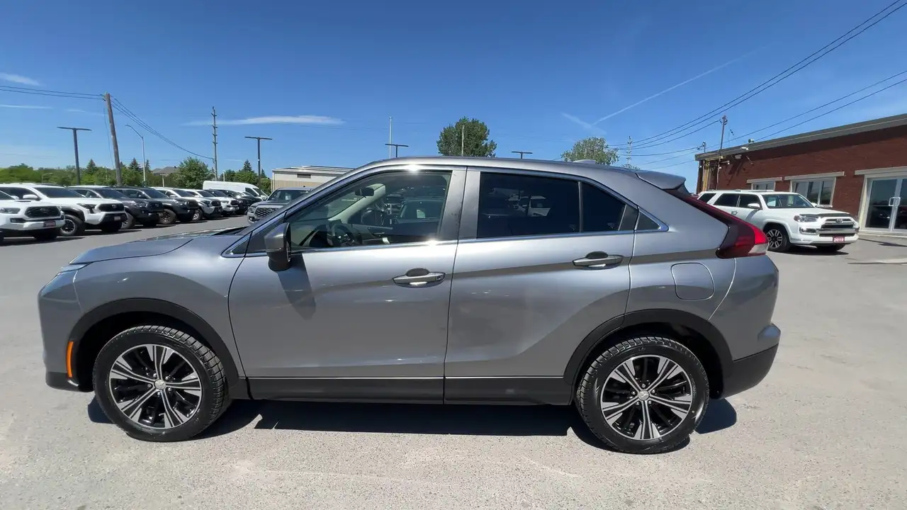 Mitsubishi Eclipse Cross photo Mitsubishi Eclipse Cross