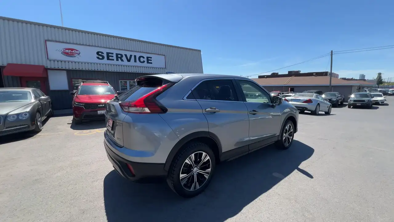 Mitsubishi Eclipse Cross photo Mitsubishi Eclipse Cross