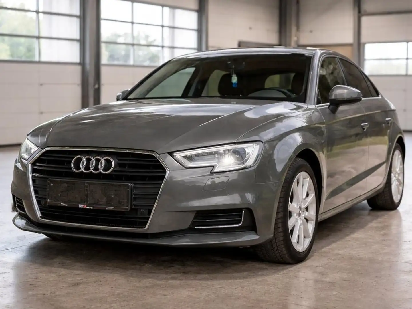 Audi A3 design Grau - 1