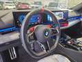 BMW M5 Touring *LC Prof.*HUD*AHK*B&W*DAB*Adapt.LED*Drivin Blau - thumbnail 19
