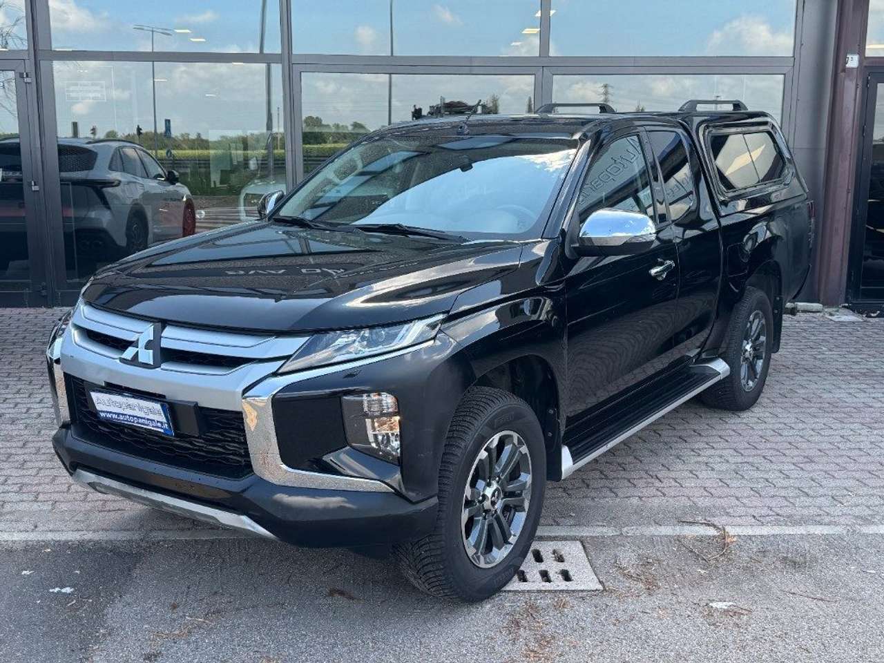 Mitsubishi L200 2.3 D Club Cab 4x4 Super Select Intense PREZZO+IVA