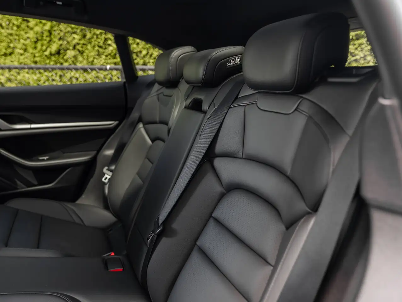 Porsche Taycan 4 CT FACELIFT BATT+/PANO/AIR/HDMATR/360/ACC/18W/BOSE, миниатюра 11