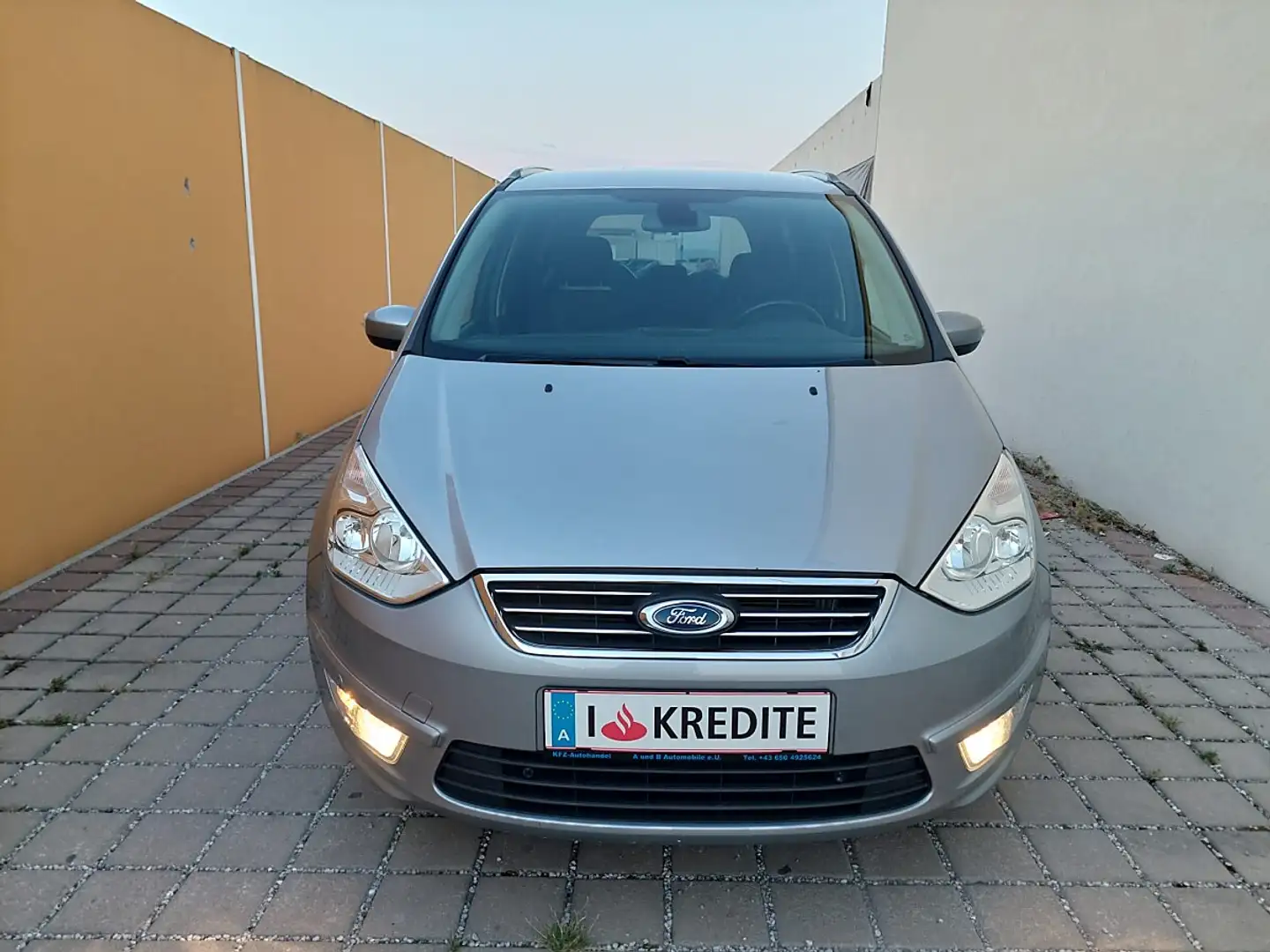 Ford Galaxy Business Plus 2,0 TDCi 7 Sitze Silber - 2