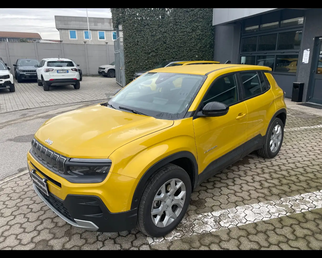Jeep Avenger 1.2 Turbo Altitude - 1