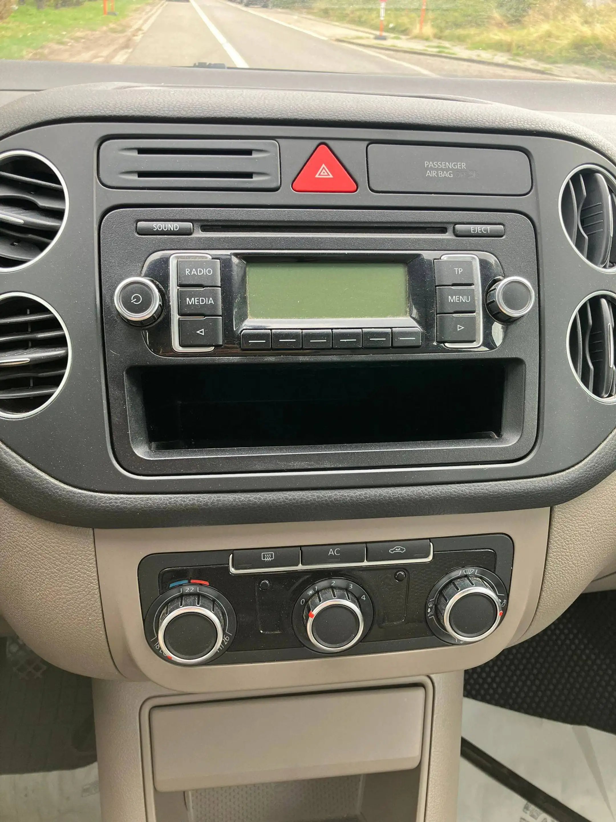 Volkswagen Golf Plus 1.4 TSI - Airco - Parkingssensoren + Keuring - Garantie — photo 13