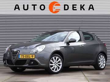 1.4 T Distinctive Automaat *Leder*Navigatie*Stoelv