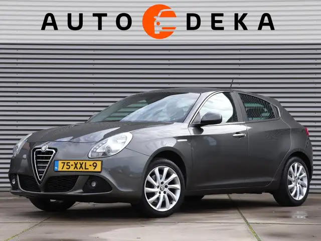 Alfa Romeo Giulietta 1.4 T Distinctive Automaat *Leder*Navigatie*Stoelv