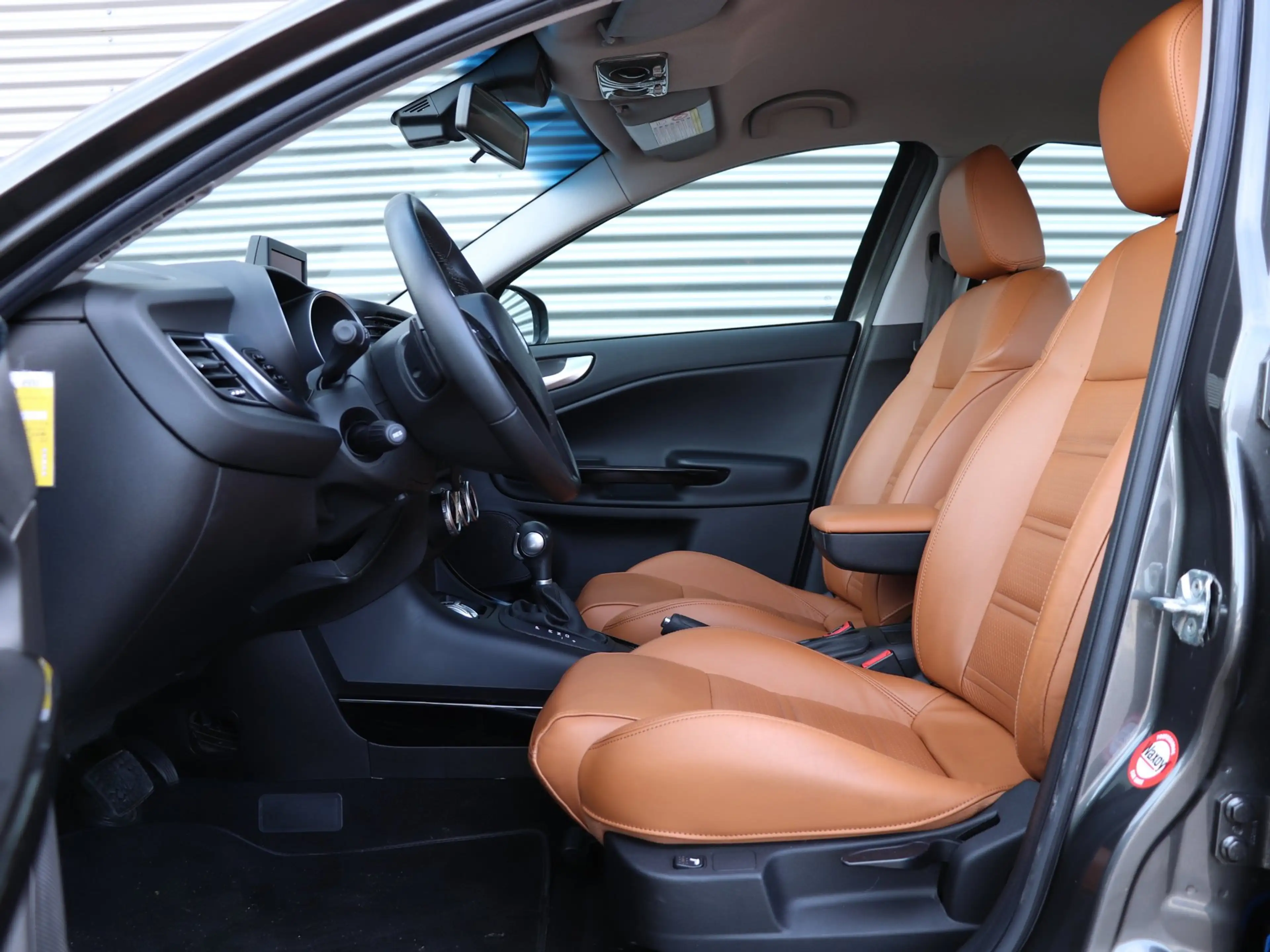 Alfa Romeo Giulietta 1.4 T Distinctive Automaat *Leder*Navigatie*Stoelv — photo 5