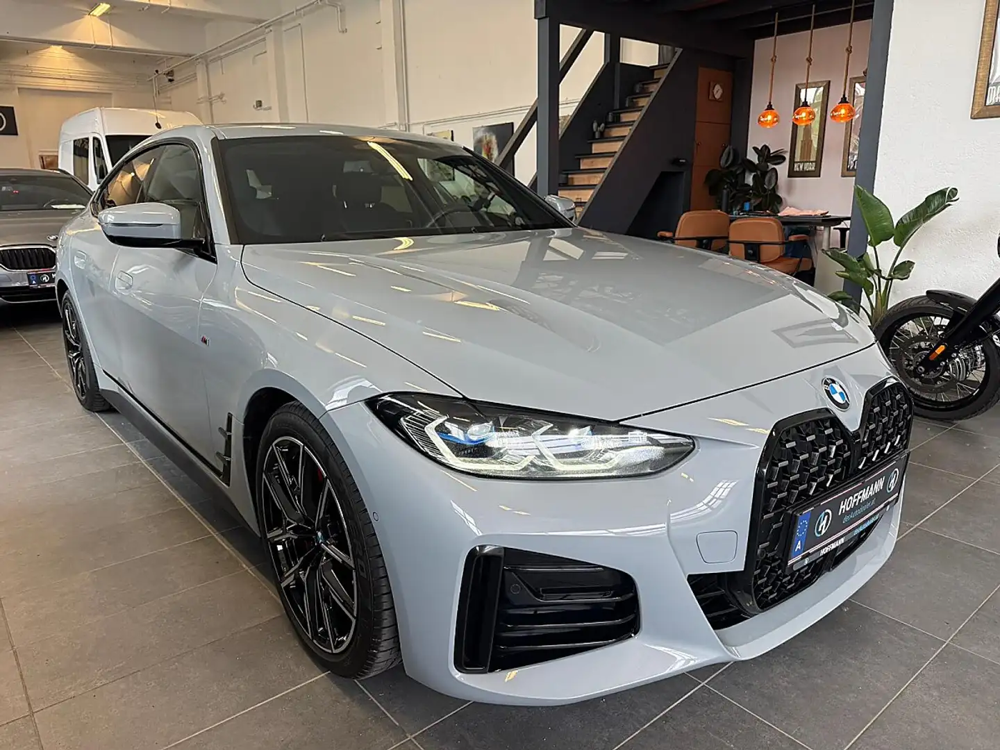 BMW 420 d Gran Coupe xDrive 48V Aut./M-Paket/Glasdach/L... Grau - 1
