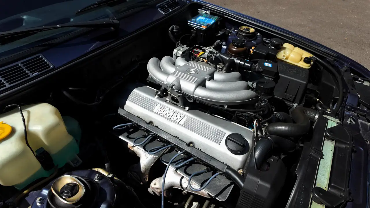 BMW 325iX Touring - restauré - Suisse, foto 12