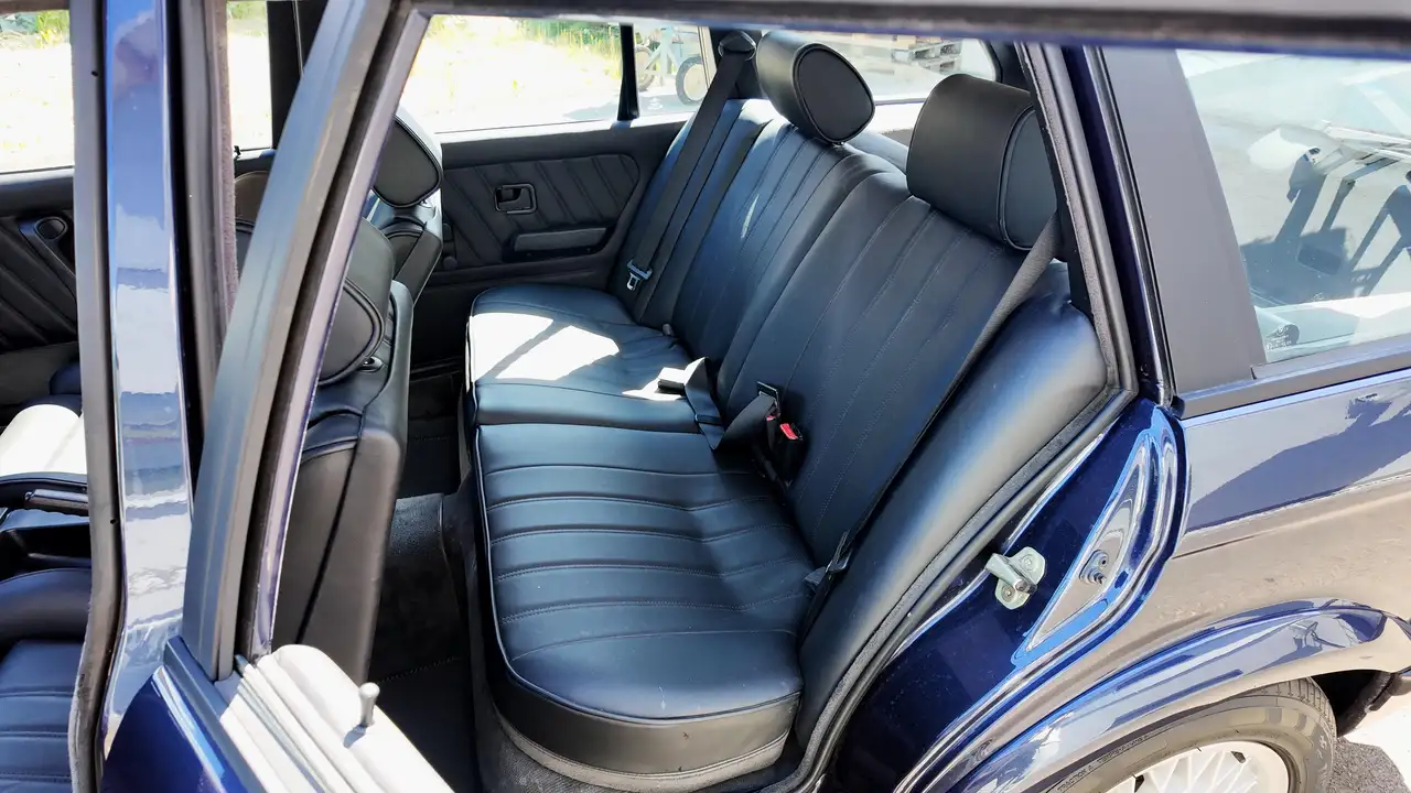 BMW 325iX Touring - restauré - Suisse, foto 11