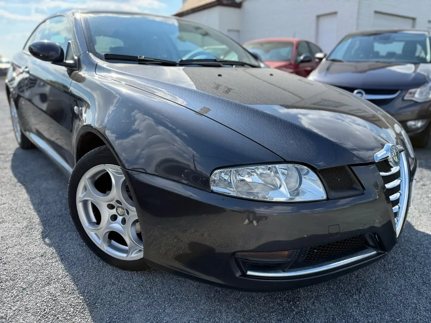 Alfa Romeo GT 1.8 TS Progression 12 maanden waarborg Černá - 1