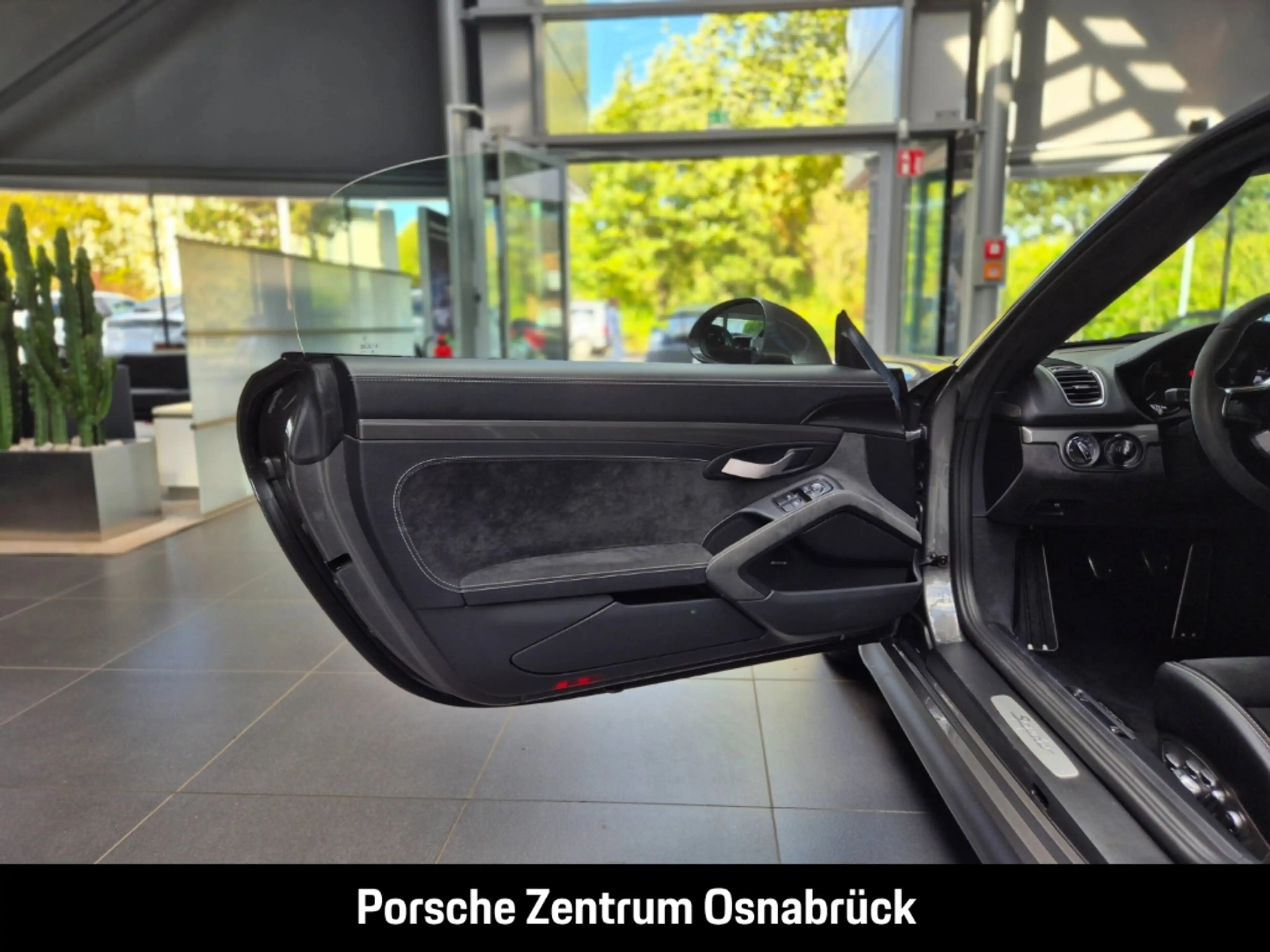 Porsche Boxster Spyder — photo 5