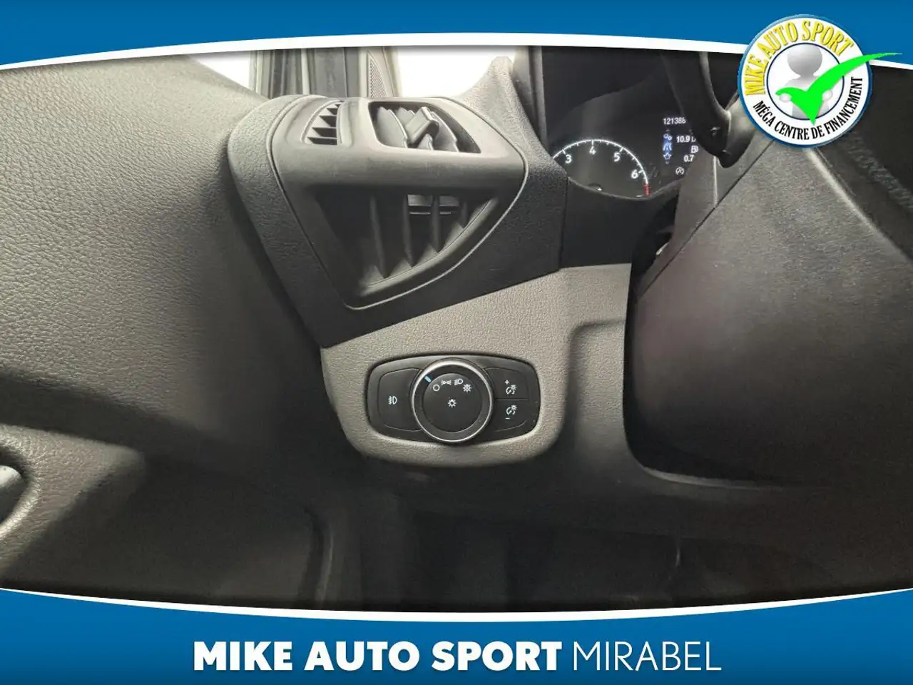 Ford Transit Connect снимка Ford Transit Connect