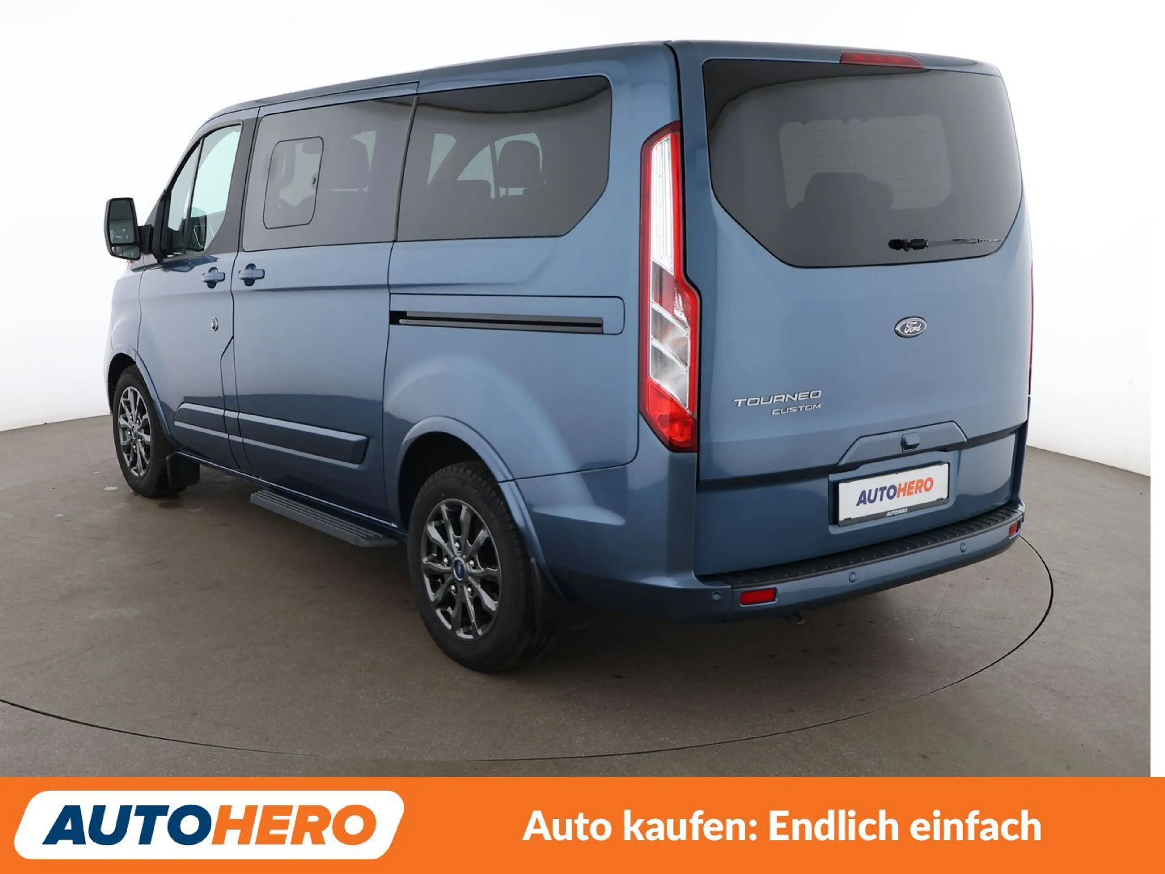 Ford Tourneo Custom 2.0 TDCi 320 L1 Tourneo Titanium X Aut.*NAVI*ACC* — photo 4