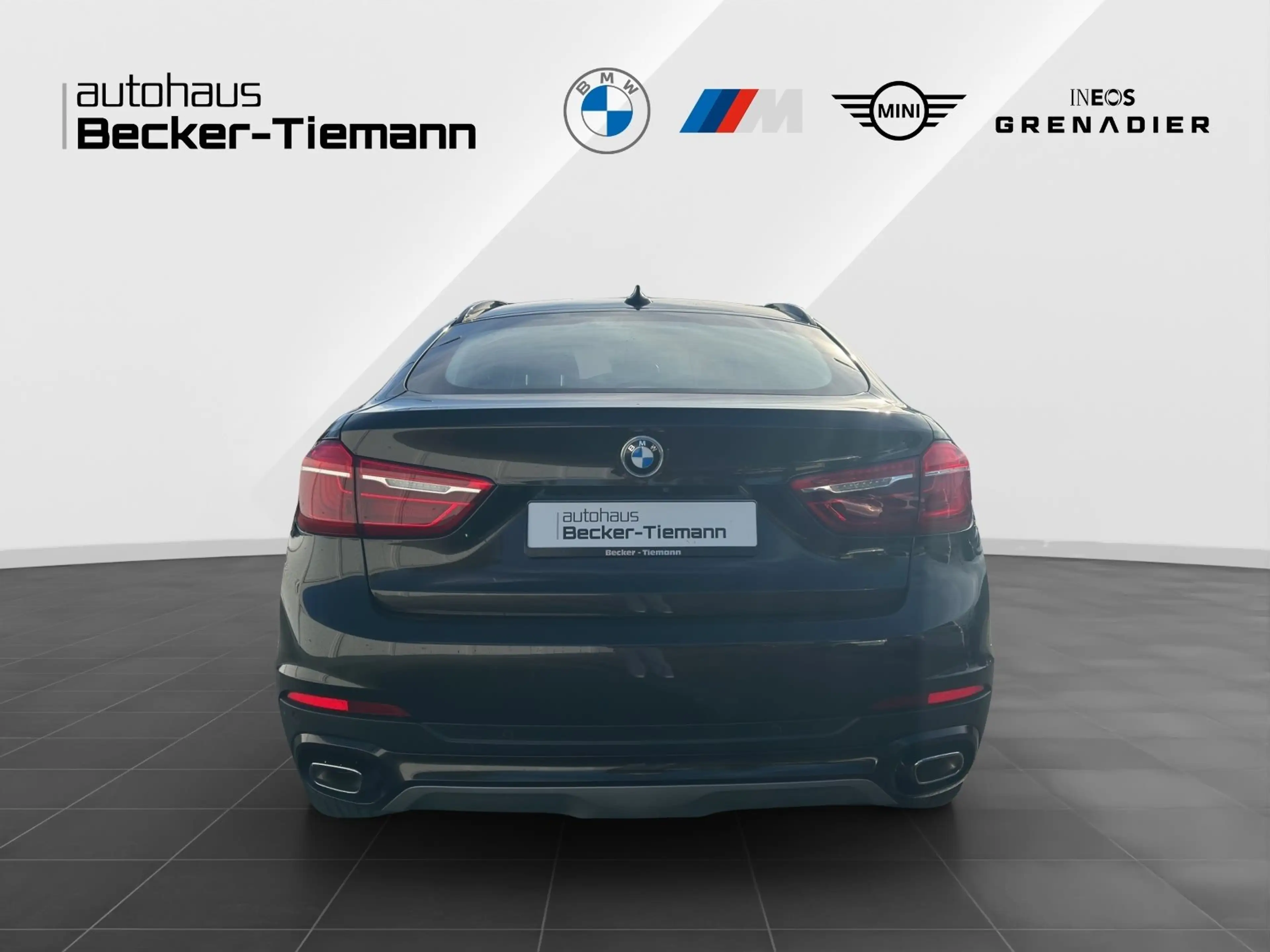 BMW X6 xDrive40d AHK | Schiebedach | Kamera | Adap.LED | — photo 5